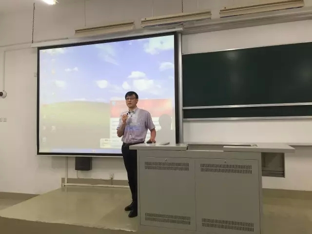 640